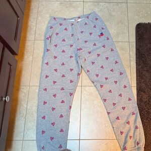 KULE all over heart sweatpants nwot